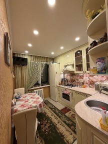 Продаж 3 кімнатної квартири центр міста, хороший ремонт