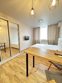 Вишневе, Київська 2М