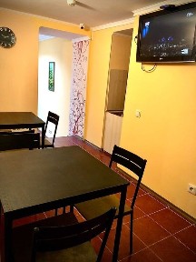 Не большой Хостел, на пять блоков