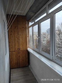 пр Берестейський 27, метро Політехнічний інститут, КПІ