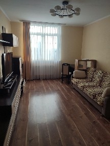 Киев, Воскресенская ул., 12Б