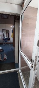 Сдам кресло парикмахеру Коммунальный рынок