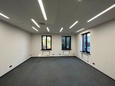 Севастопольська площа, Волинська 67, ультрасучасний офіс в оренду 70 м