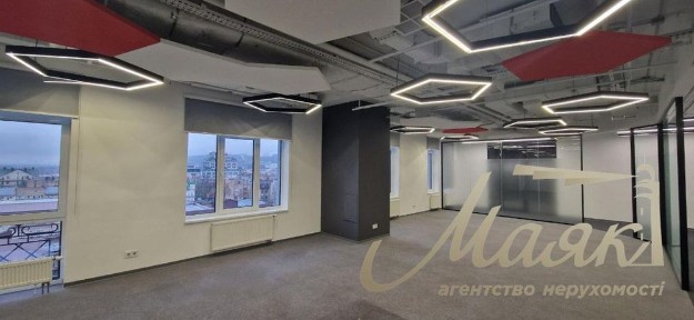 Оренда Офіс 960 м2 у БЦ Астарта, Поділ, вул. Ярославська, Подільский