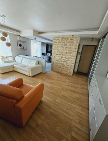 Свободна с 10.12. Сдам 3ком. квартиру. Центр