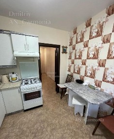 1-к 5-Я Школа, Свет не отключают