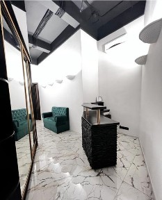 Продаж 2-х кімнатної квартири пров. Михайлівський 9-А