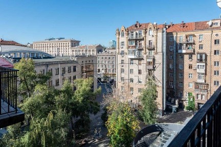 Квартира ул. Хрещатик 15,м. Майдан Незалежності. центр, Бесарабский рынок