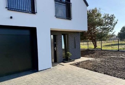 Продається двоповерховий будинок 145 м2 у прекрасному місці