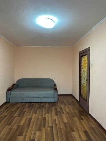 Затишна 1-к. кв. у зручному районі на Черемушках! 1 ст. Люст. дороги!