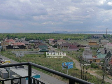 Продам двокімнатну двосторонню квартиру в новому ЖК біля моря.