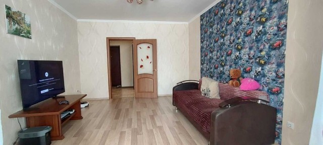 (3-33) Квартира в кирпичном доме на комфортном этаже