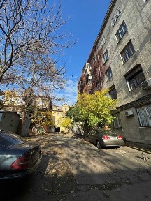 Продаж 3кімнатної квартири в Одесі! Сталінка 76квм на вул Європейська!