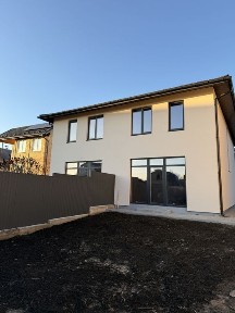 Продаж дуплексу з вільним плануванням під покупця