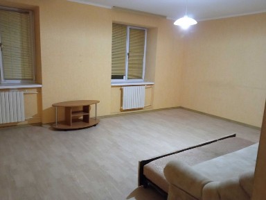 Продам 2-х кімнатну квартиру