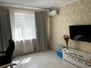 Продам 1к квартиру в новобудові, 42кв. м., з ремонтом, КОТЕЛ