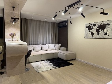 Продам 3-кімнатну квартиру На Щасливому!