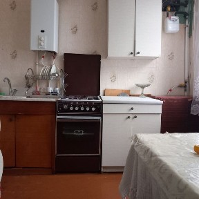 Срочно! Сдам 1но комнатную большую Сталинку на ул. Титова