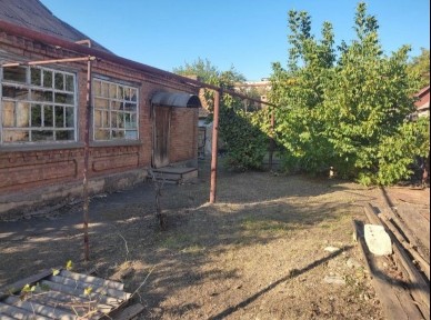 Продам дом, 64,6 м. кв, рядом Макдональдс, Varus, KFC, усасток 6 соток