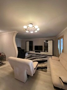 3-кімнатна квартира з хорошим ремонтом