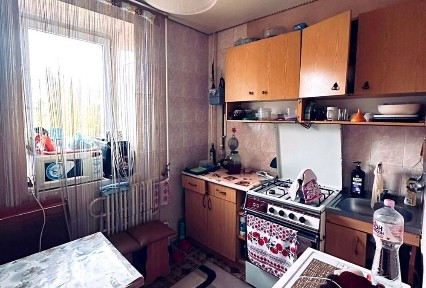 Продаж 1-кімн 3/5 поверх, цегляний будинок на Нахімова