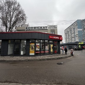 Оренда ПАРУС в самому прохідному місці 20м2