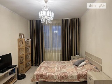 Продаж 1к квартири 40 кв. м на вул. Олевська • ID 33782395