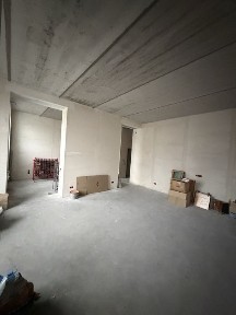 Оренда фасадного, прохідного, комерц. приміщення 78.8м2 Козацька 1/1