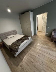 Здам від власника квартиру подобово та погодинно в центрі Запоріжжя