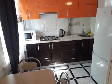 2к квартира ул Сталеваров 26 Оренда Посуточно/Центр 6я Больница Своя