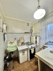 2-кімн. по Петропавлівській на 2 поверсі