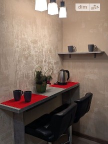 Здам подобово 2к квартиру на пров. Лапушкіна Йосипа 9 • ID 32685455