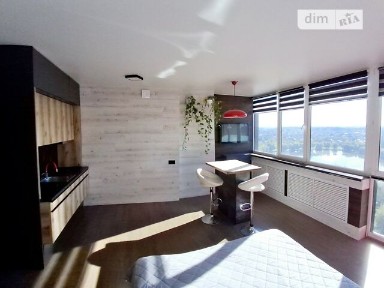 Здам подобово 1к квартиру на вул. Степана Бандери 1Е, кв. 188 • ID 32617051