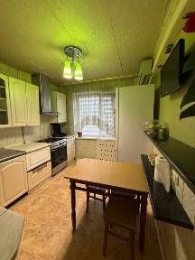 Продаж 3к квартири Червоний камінь Рубіновий бул. 5