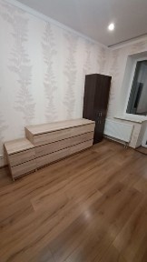 Ж. К. Вишнева Оселя.