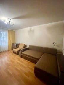 1-кімнатна в 10 хвилинах від метро Позняки Драгоманова 18