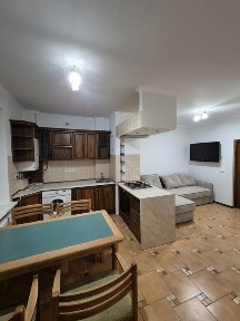 Оренда великої однокімнатної в самому центрі.