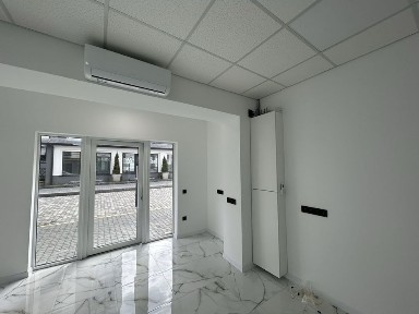 Оренда комерційне приміщення з ремонтом ЖК Липки вул. Мазепи 164