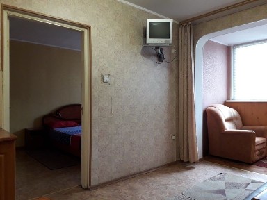 СВОБОДНА ! Квартира-студия на 