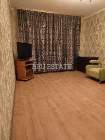 Продаж 1 к Охайної квартири 43м кв