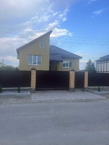 Продаж будинку. 190 м2. 8 соток. Євроремонт. Гараж. Яр. №11585