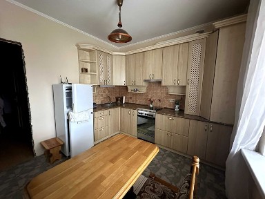 оренда виставка 1к новобудова 2006р.