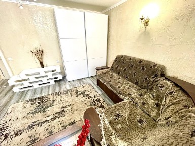 Продаж 2 кімнатноі квартири в центрі міста