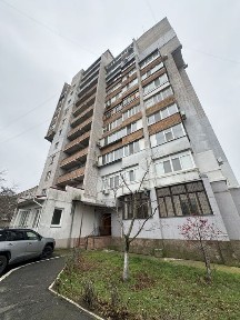 Продаж 3кк з окремим входом та власним гаражем по вул. Привільній