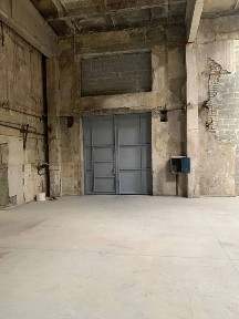 Здам великі складські та адміністративні приміщення, вул. Сяйво