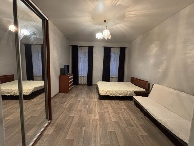 Сдаю 1 комнатную квартиру ул. Колонтаевская