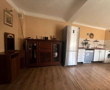 Оренда частини будинка 13000