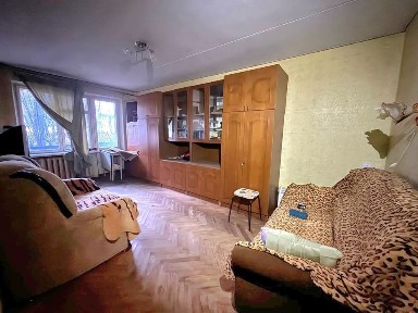 Квартира на 12 Квартале. Однушка.