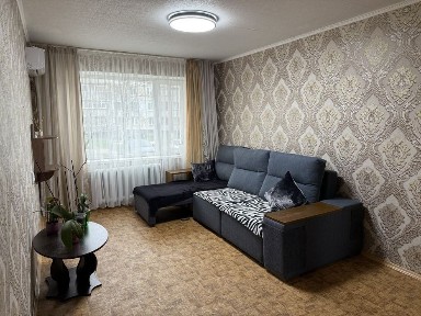 Подобово здається трикімнатна квартира в місті Павлоград