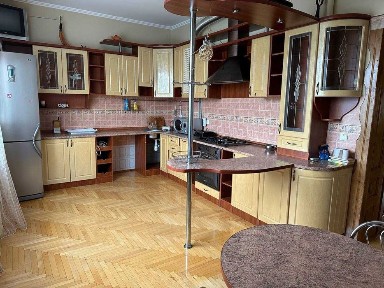 Продаж будинку готвого до проживання в селі Угорники